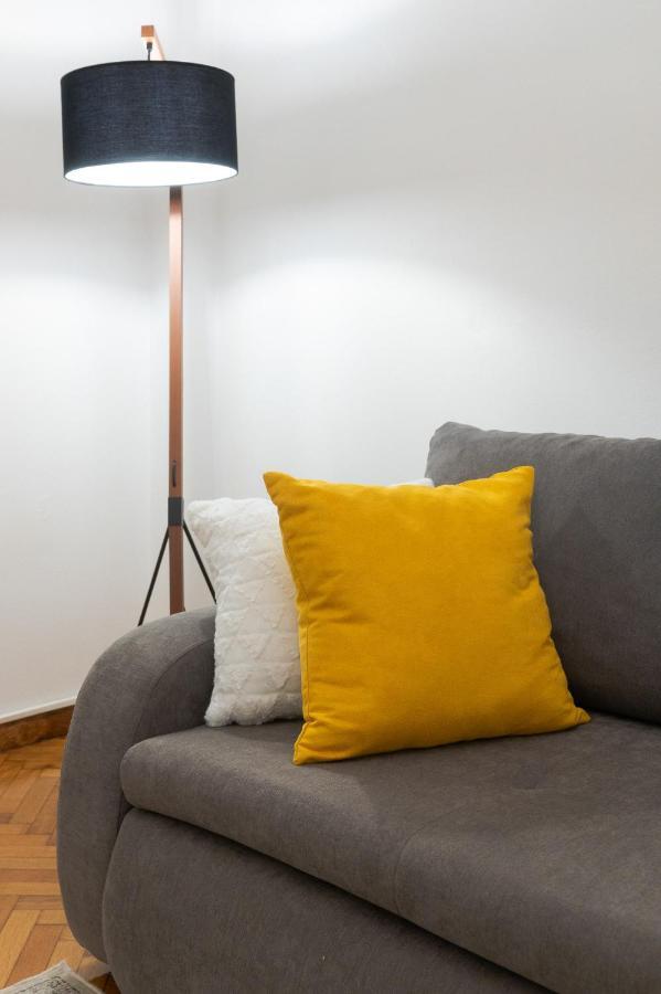 Nadia'S Boutique Apartment, Atenas Exterior foto